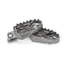 AKRAPOVIC GASGAS ES700 Adventure Footpeg Set (Titanium)